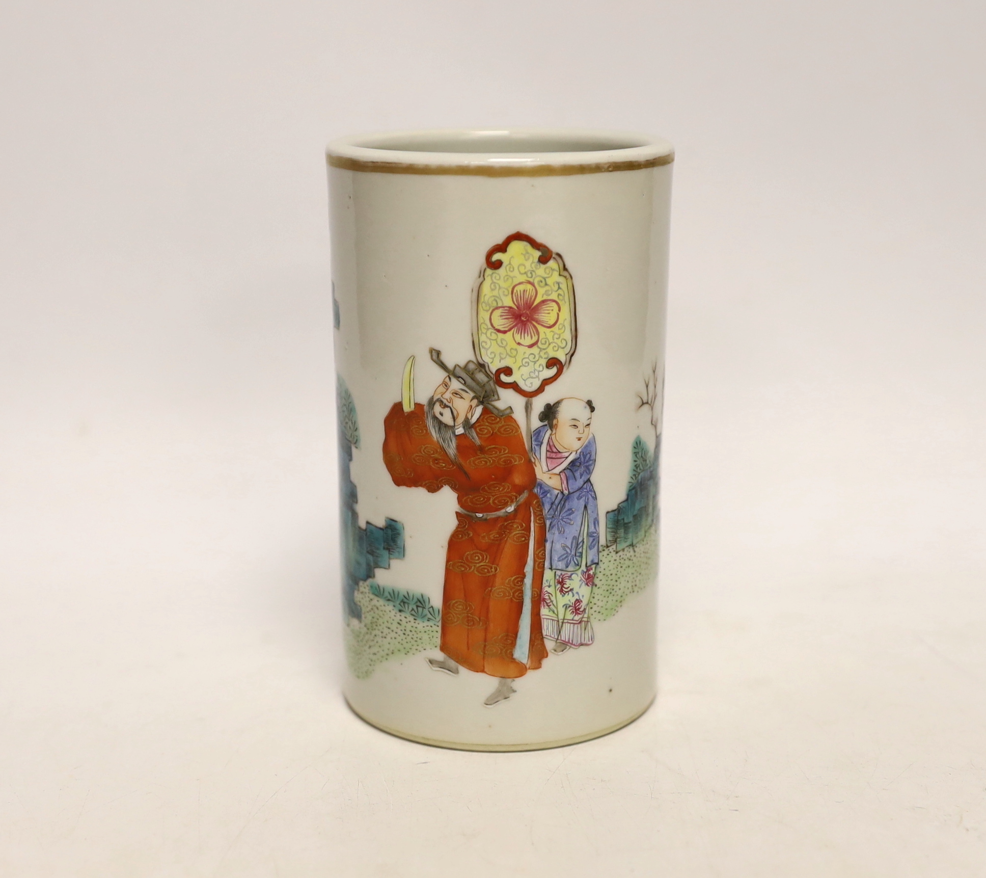 A Chinese famille rose brush pot, 13cm
